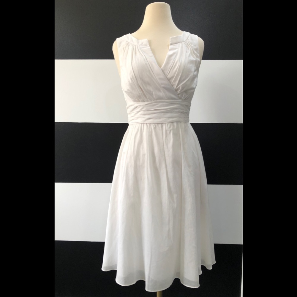 NWT White House Black Market White Dress Size 2